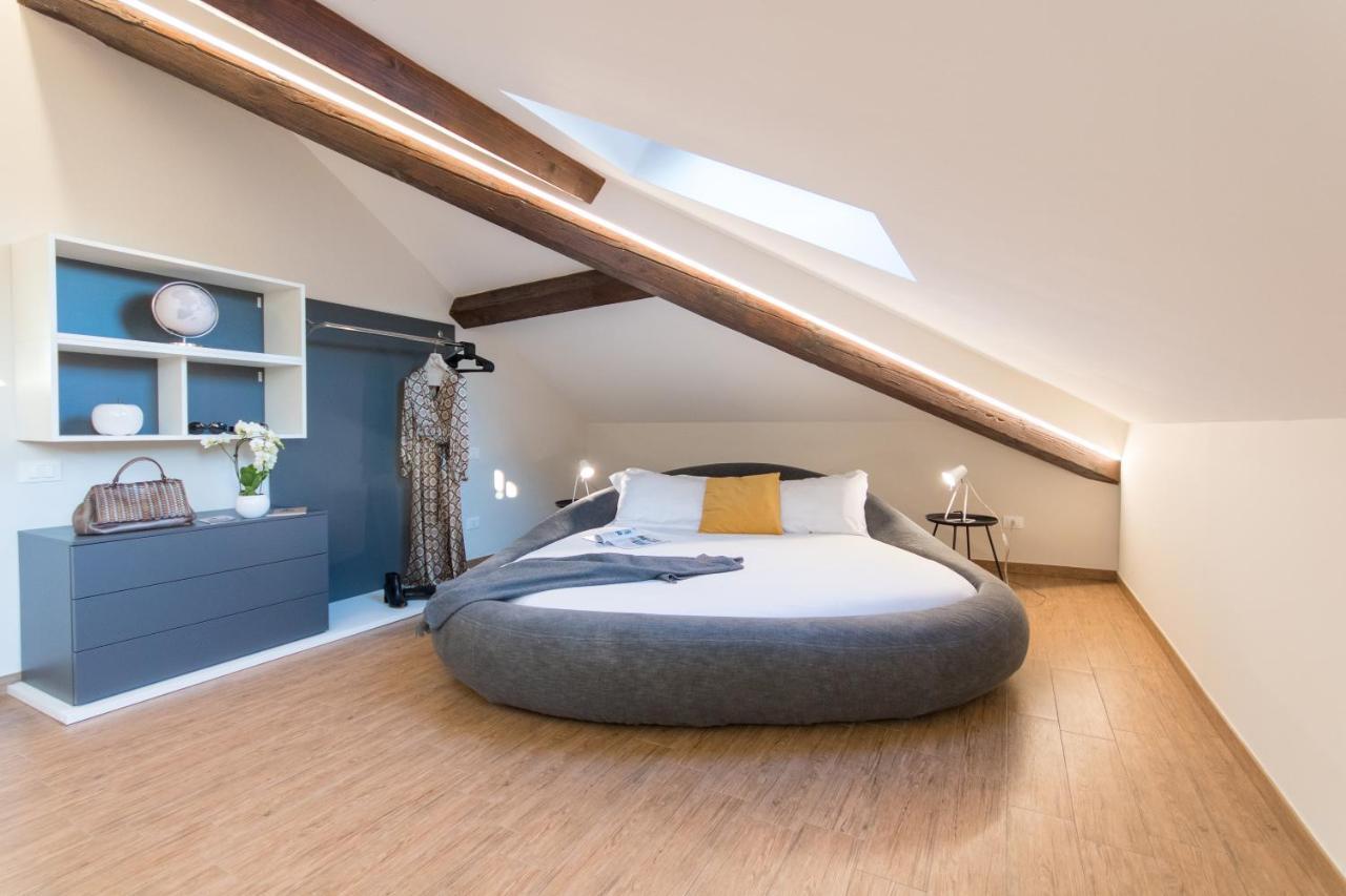 Aqualago Casa Vacanze Suite Вербания Экстерьер фото
