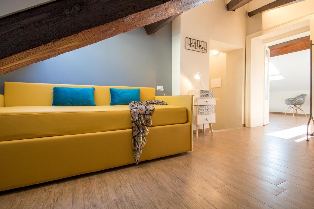 Aqualago Casa Vacanze Suite Вербания Экстерьер фото